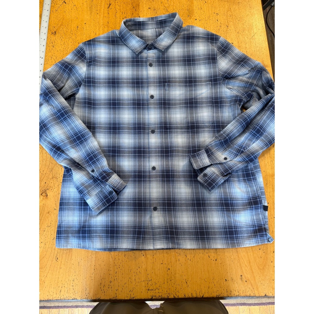 Lululemon Plaid Button Down XL Blue Grey Long Sleeve Shirt LM3FPBS.03